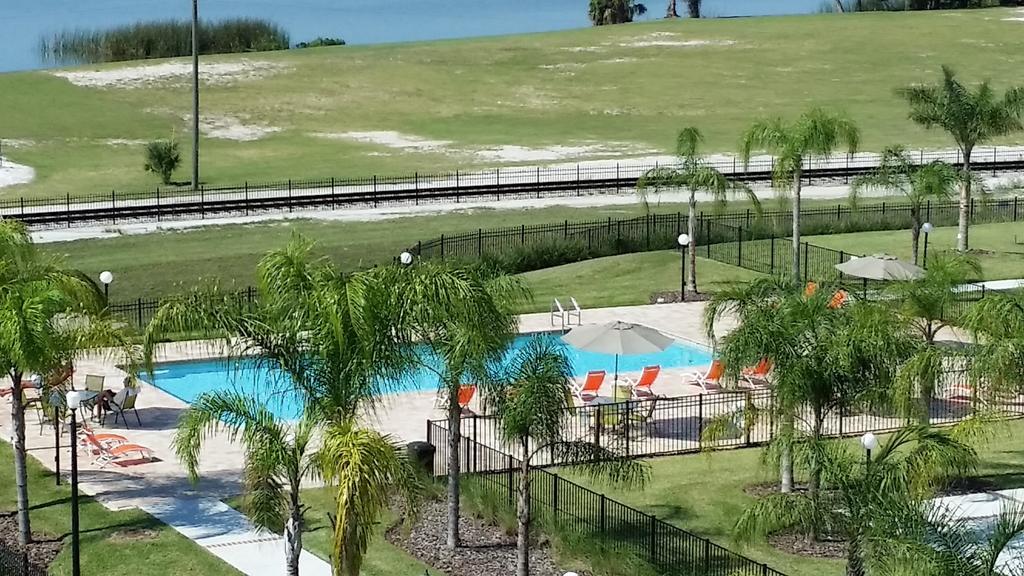 טבארס Key West Resort - Lake Dora מראה חיצוני תמונה